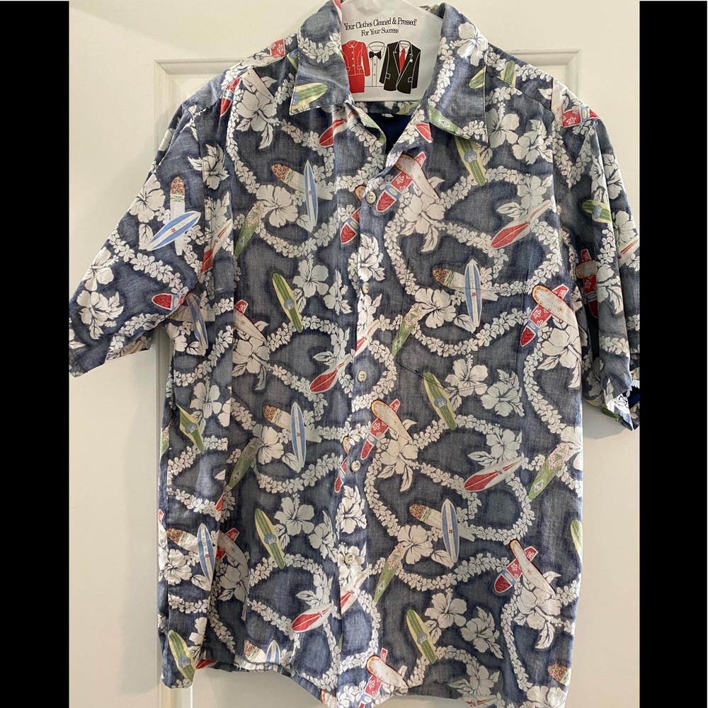 Go Barefoot Mens Hawaiian shirt